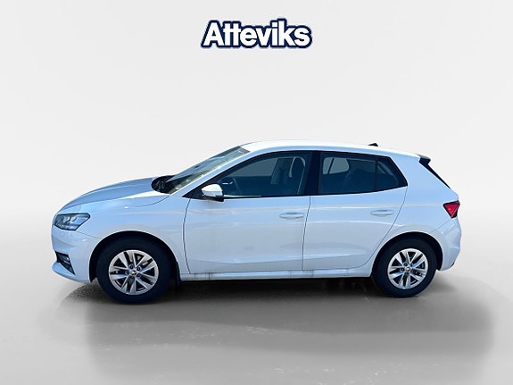 Skoda Fabia 2 of 8