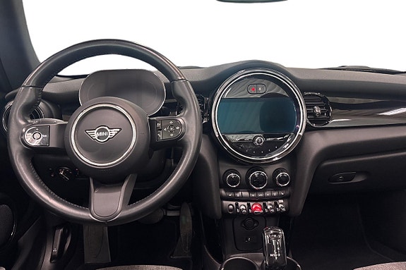 MINI Cooper 8 of 18