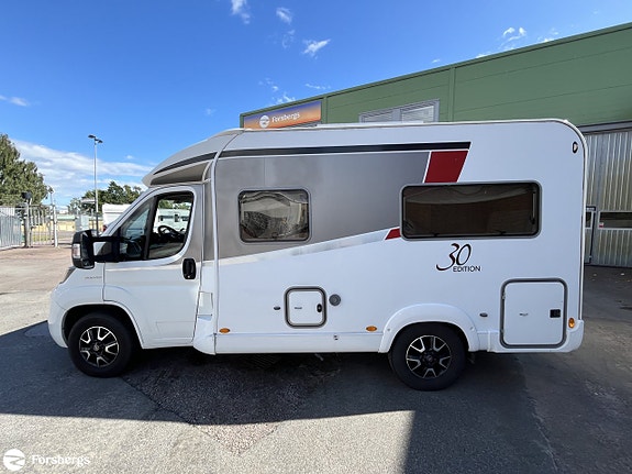 Bürstner T 569 "Smidig liten husbil under 6m" 6 of 21