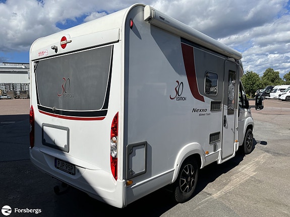 Bürstner T 569 "Smidig liten husbil under 6m" 3 of 21