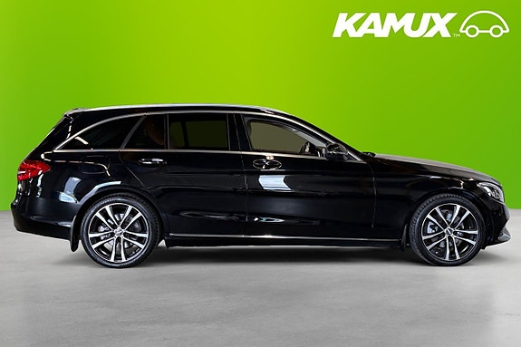 Mercedes-Benz C200 2 of 22