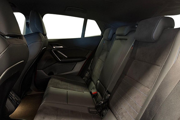 BMW iX2 11 of 18