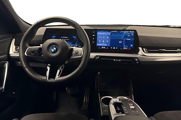 BMW iX2 8 of 18