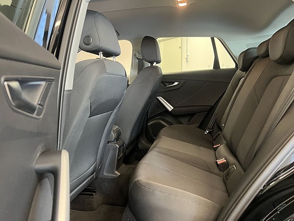 Audi Q2 4 of 7