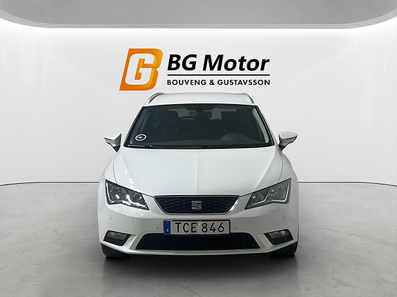 Seat Leon 2 of 12