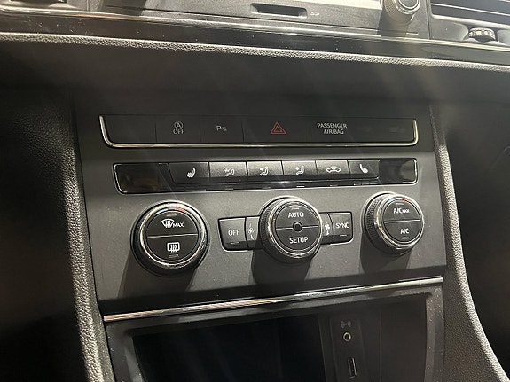 Seat Leon 11 of 12