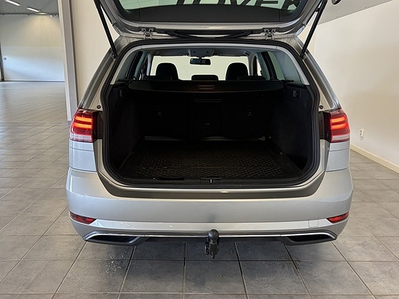 Volkswagen Golf VII 5 of 20