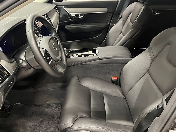 Volvo V90 6 of 26