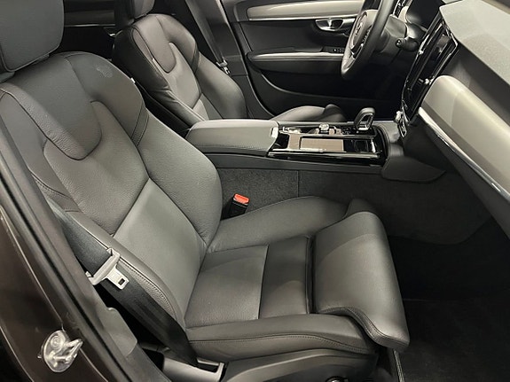 Volvo V90 9 of 26