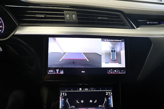 Audi e-tron 16 of 18