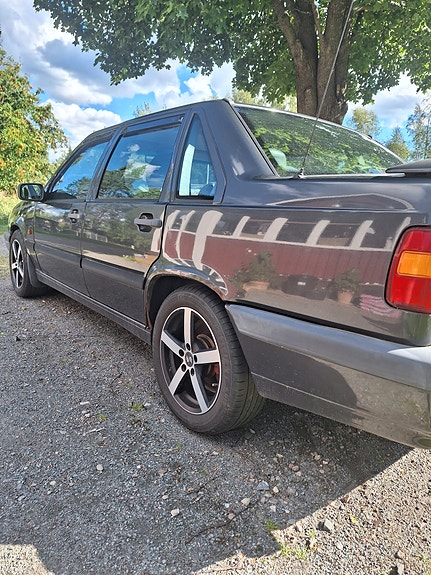 Volvo 850 2 of 9