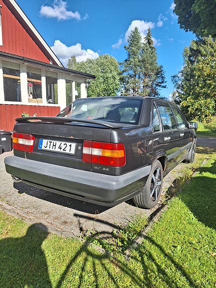 Volvo 850 3 of 9