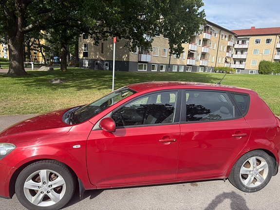 Kia Ceed 7 of 7