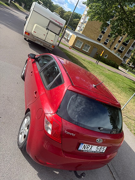 Kia Ceed 4 of 7