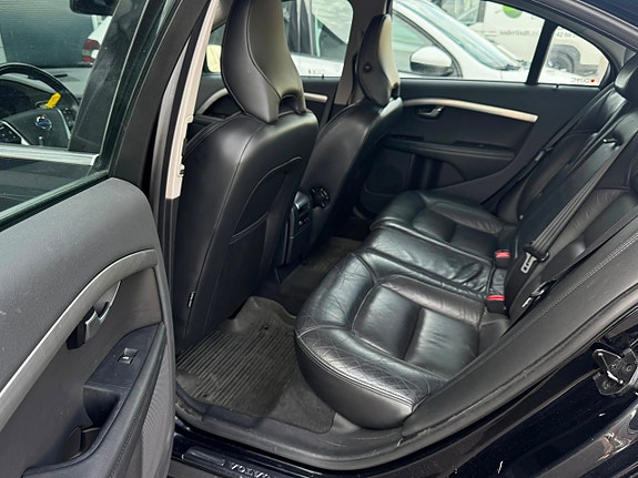 Volvo S80 19 of 19