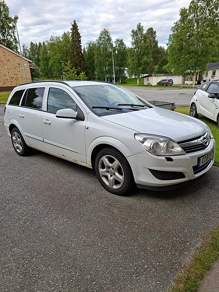 Opel Astra 3 of 3