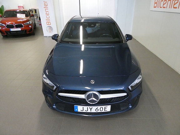 Mercedes-Benz A180 9 of 20