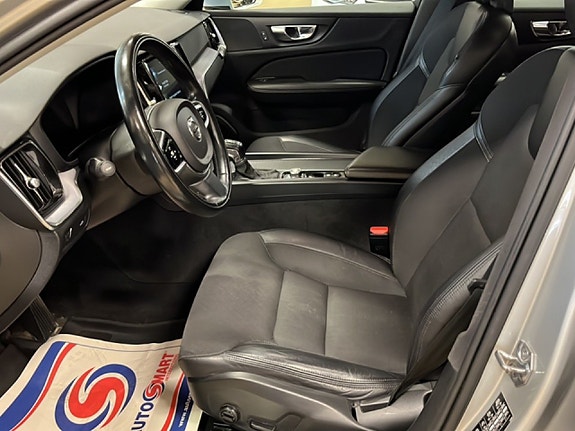 Volvo V60 Cross Country 8 of 21