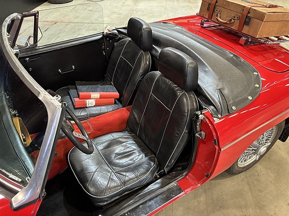 MG MGB 13 of 17