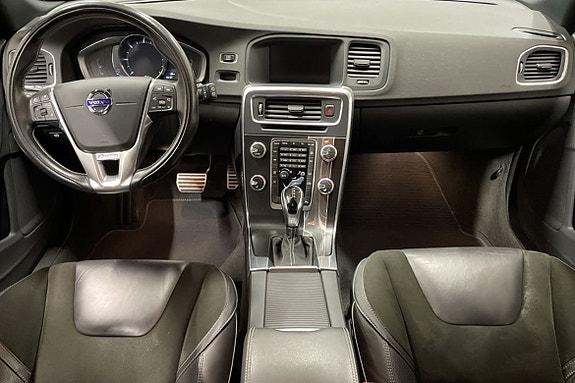 Volvo V60 12 of 24