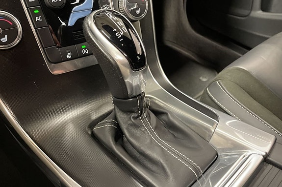 Volvo V60 15 of 24