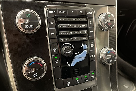 Volvo V60 16 of 24