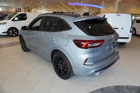 Ford Kuga 5 of 14