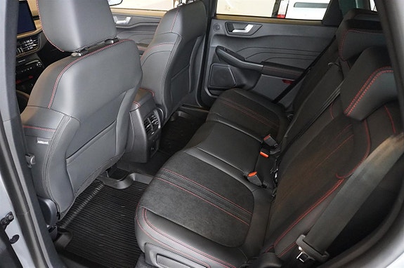 Ford Kuga 13 of 14