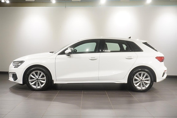 Audi A3 3 of 16