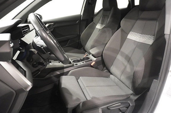 Audi A3 8 of 16