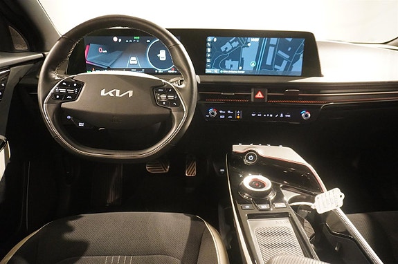 Kia EV6 12 of 14
