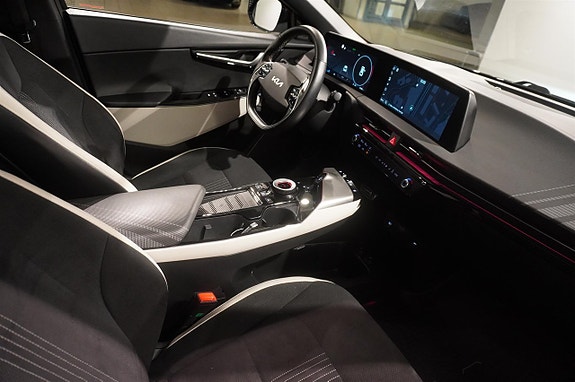 Kia EV6 14 of 14