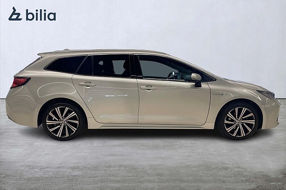 Toyota Corolla 18 of 21