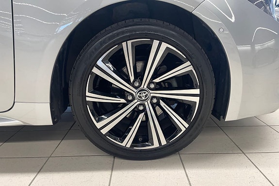 Toyota Corolla 17 of 21