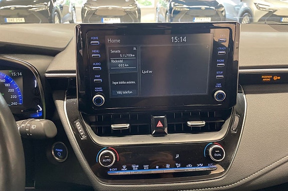 Toyota Corolla 15 of 21