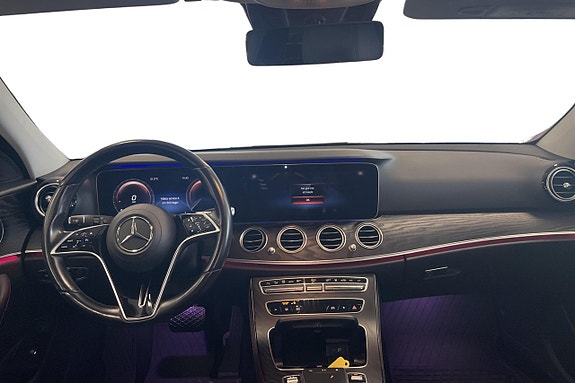 Mercedes-Benz E220 8 of 11
