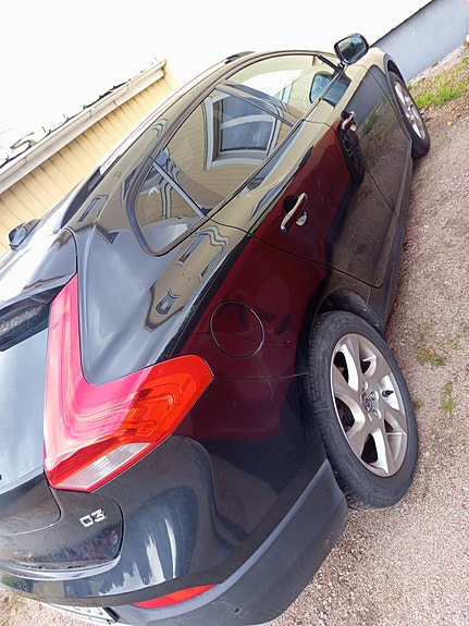 Volvo V40 Cross Country 4 of 7