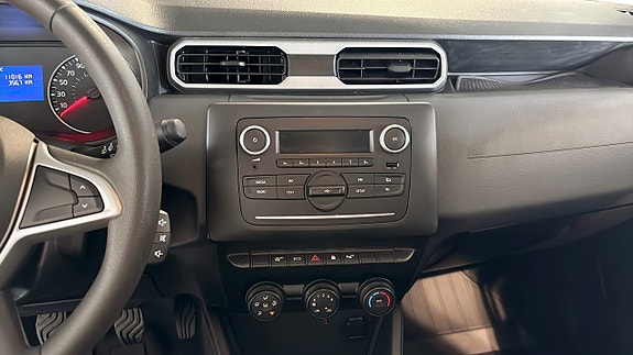 Dacia Duster 12 of 12