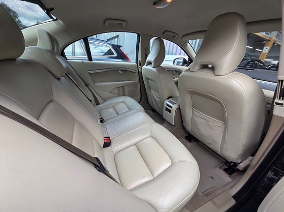 Volvo S80 10 of 14