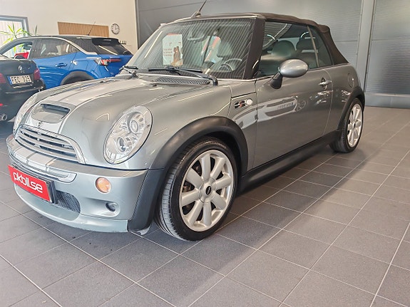 MINI Cooper S 7 of 14