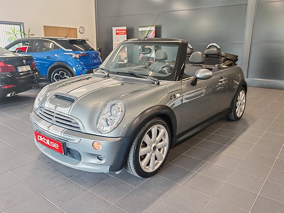 MINI Cooper S 2 of 14