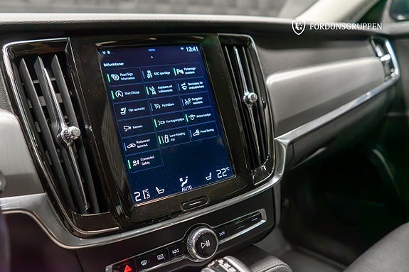 Volvo V90 23 of 26
