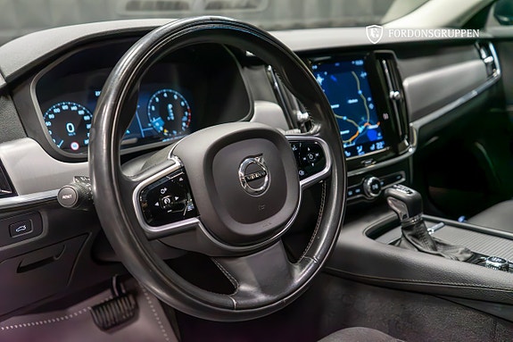 Volvo V90 18 of 26