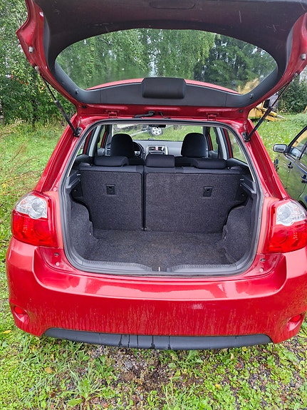 Toyota Auris 10 of 11