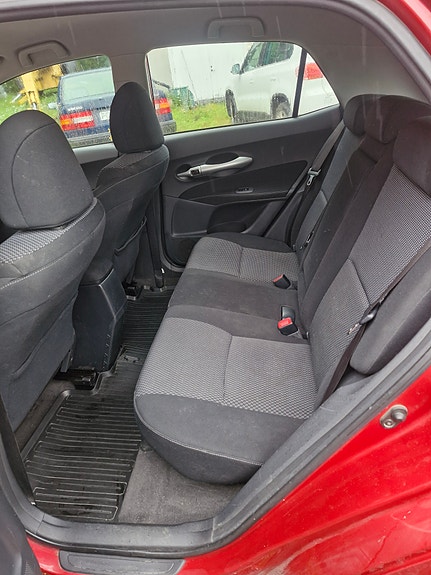 Toyota Auris 8 of 11