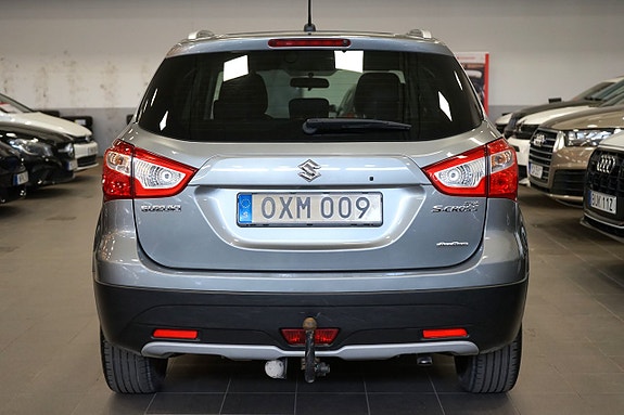 Suzuki S-Cross 6 of 17