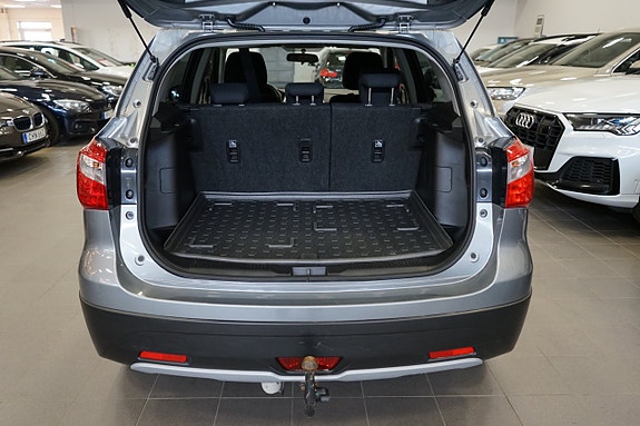 Suzuki S-Cross 7 of 17