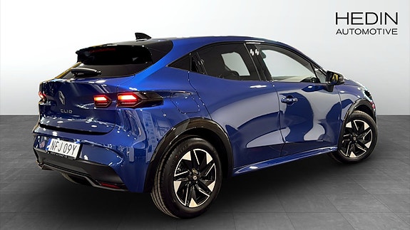 Renault Clio 2 of 11
