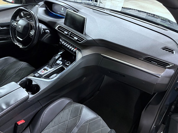 Peugeot 3008 27 of 27