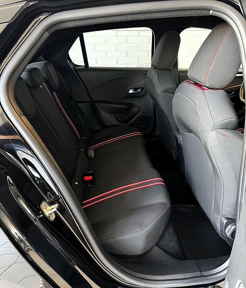 Opel Corsa-e 10 of 15